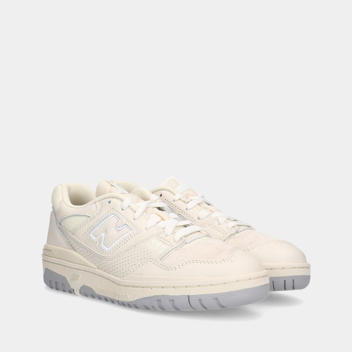 New Balance White/Turtledove sneakers